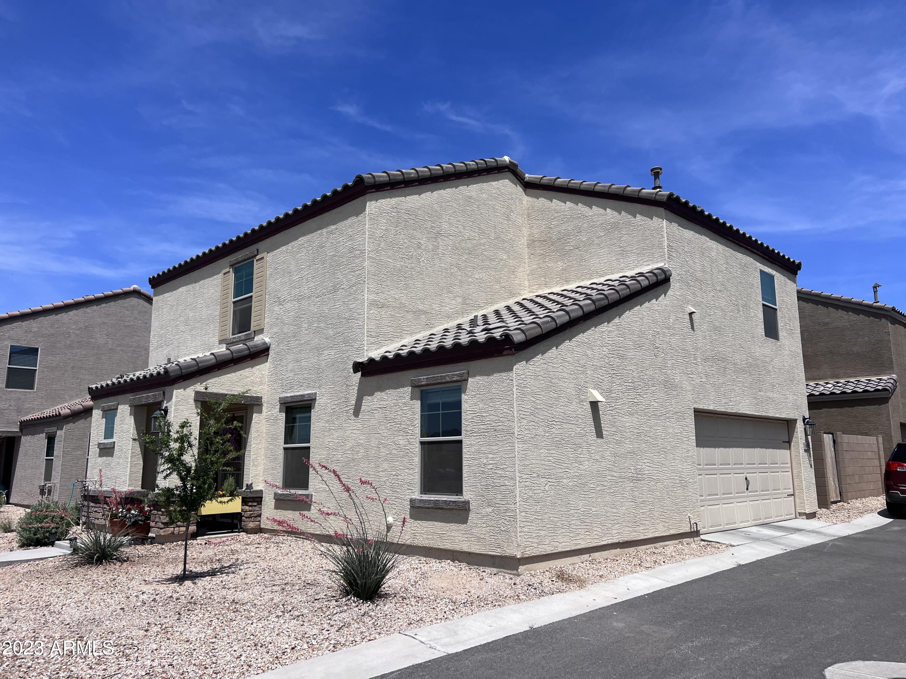 8052 W AGORA Lane