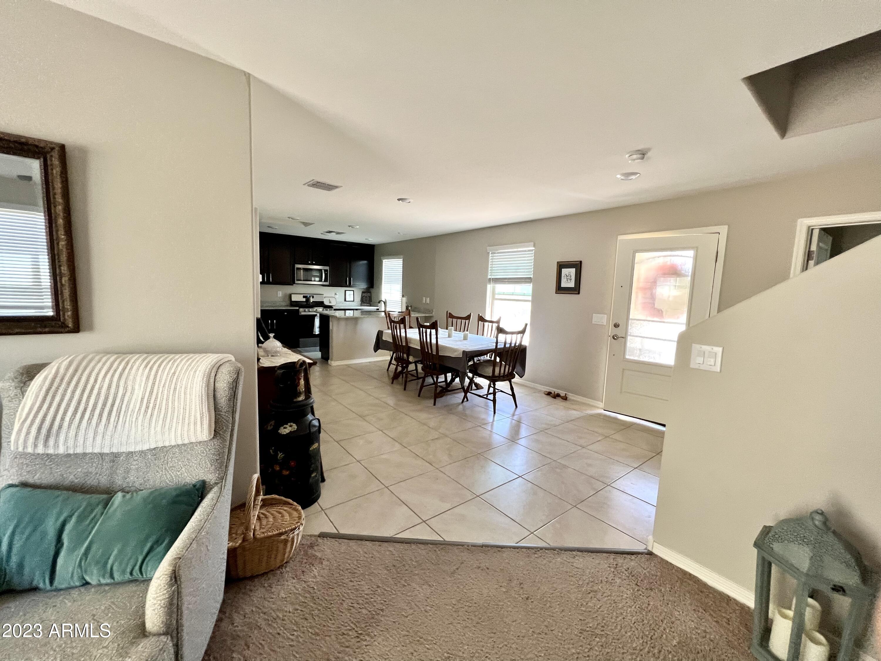 8052 W AGORA Lane