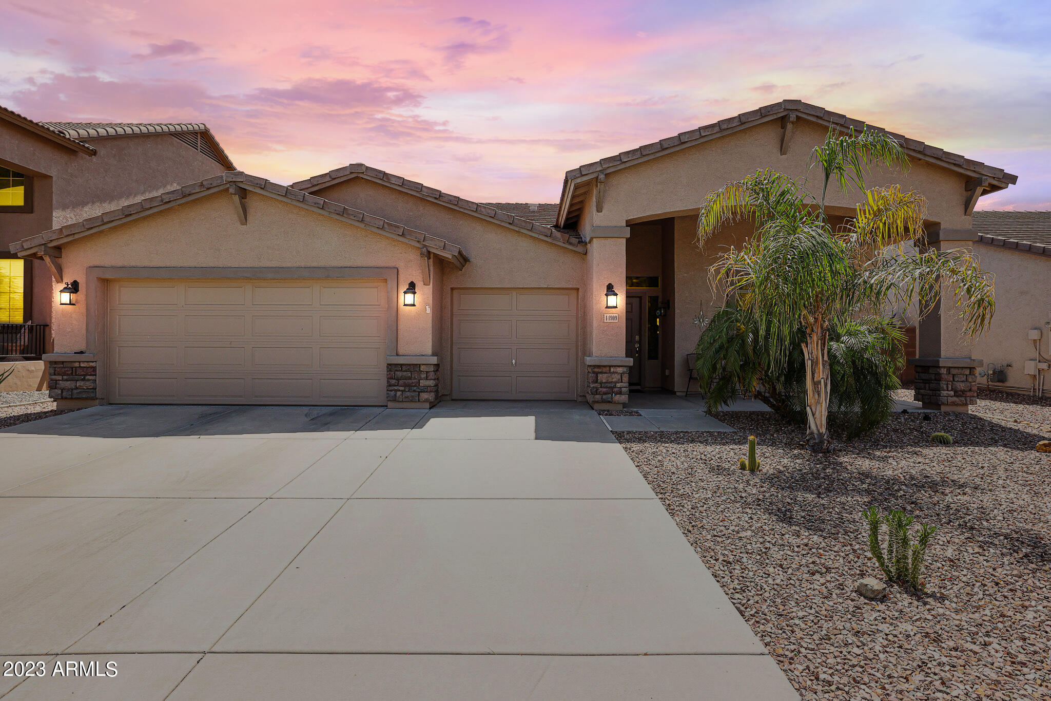 14909 W CAMERON Drive
