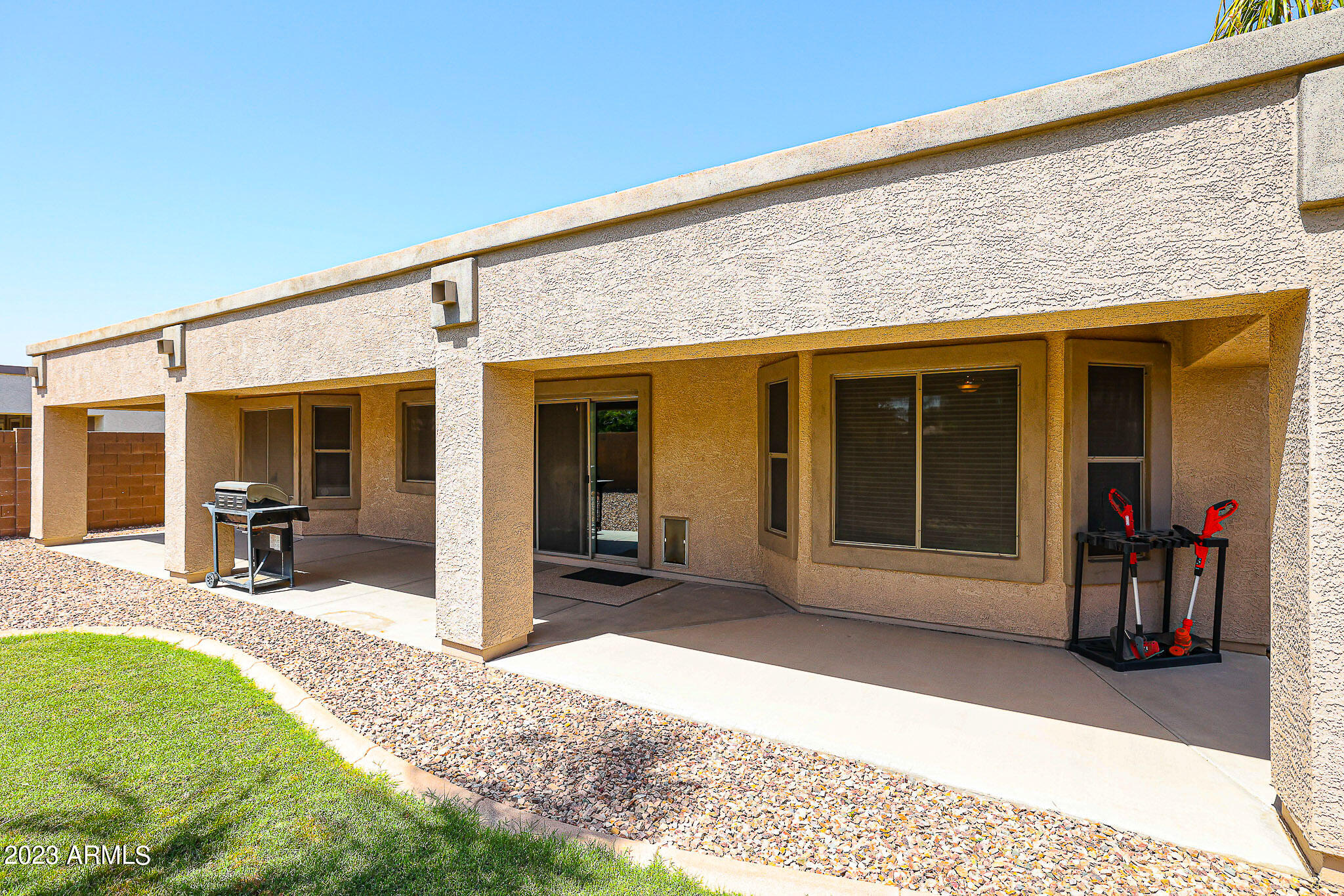 14909 W CAMERON Drive