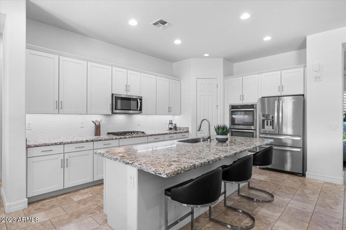 5730 S ARCHER --