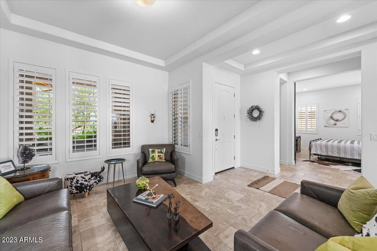 5730 S ARCHER --