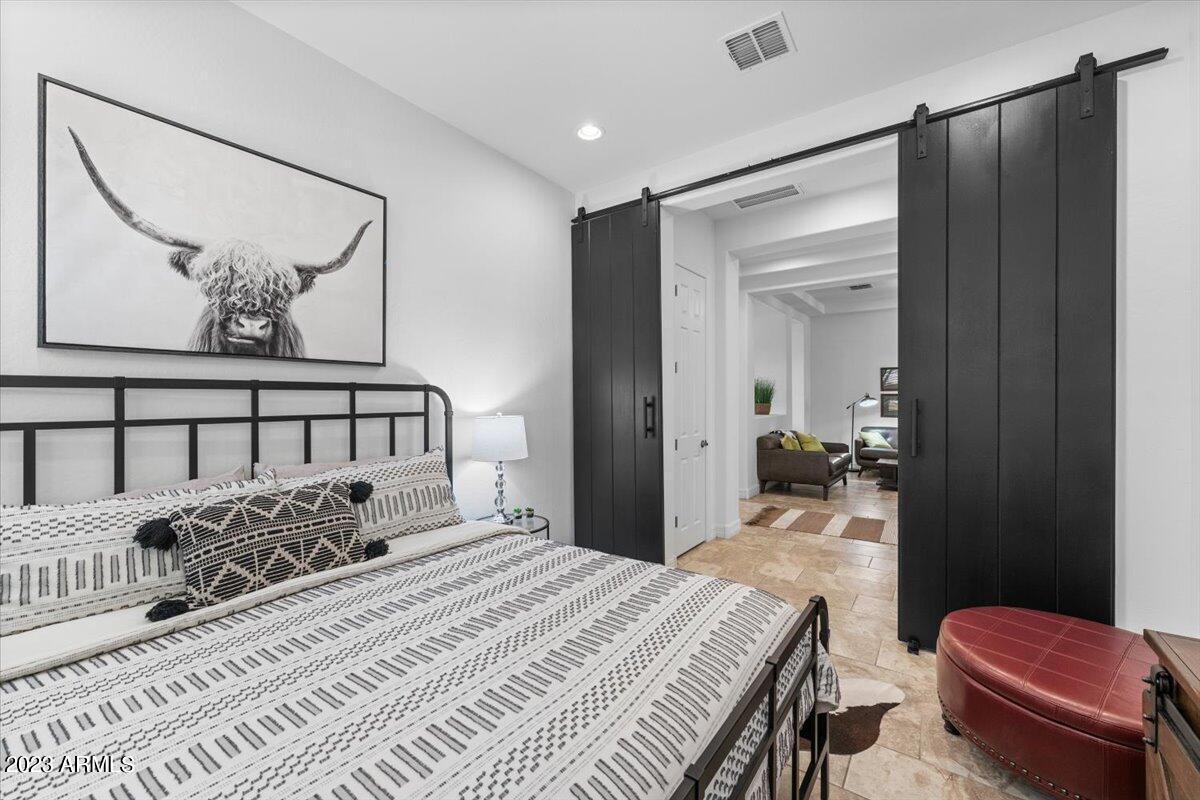5730 S ARCHER --