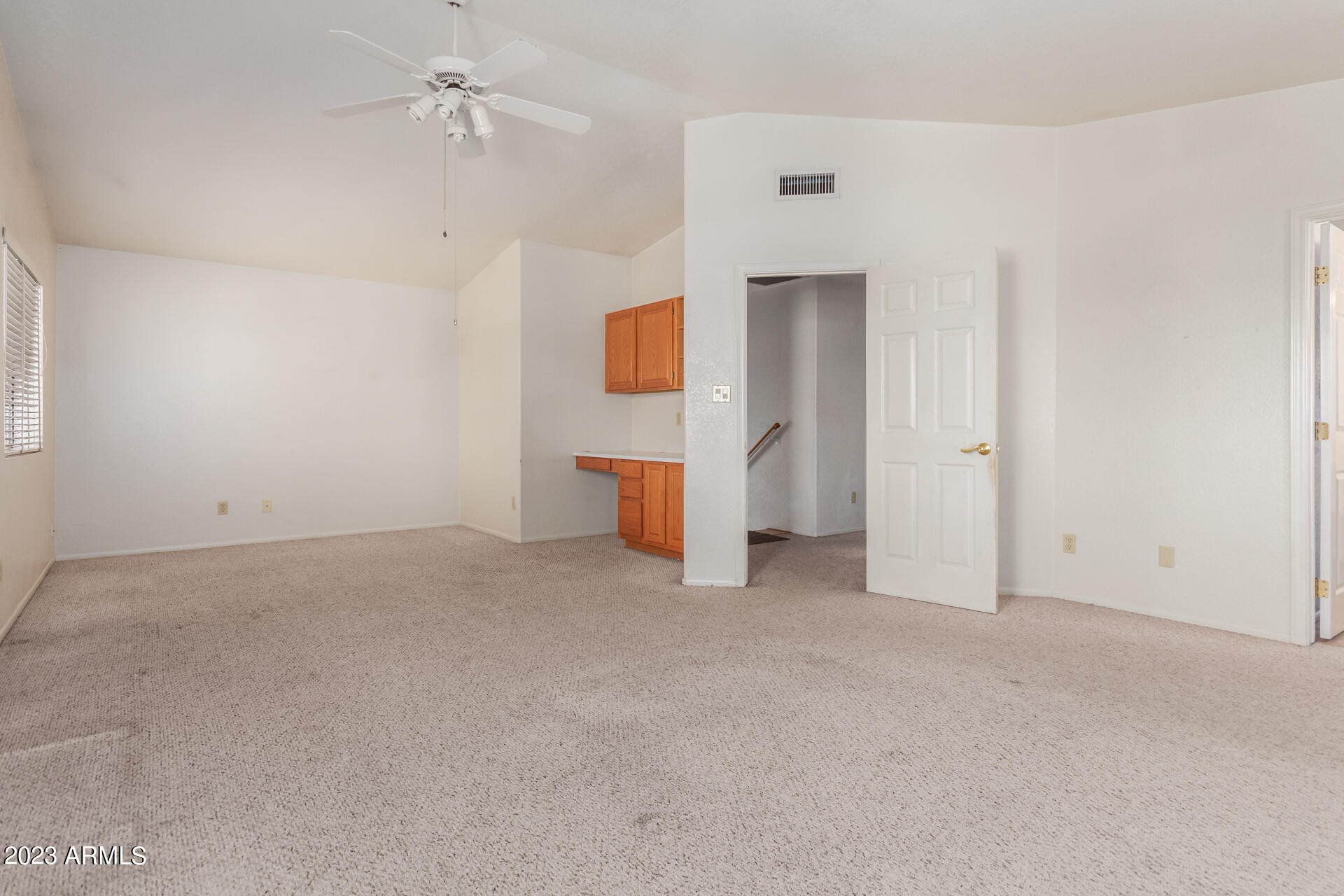 4001 W CHARLOTTE Drive