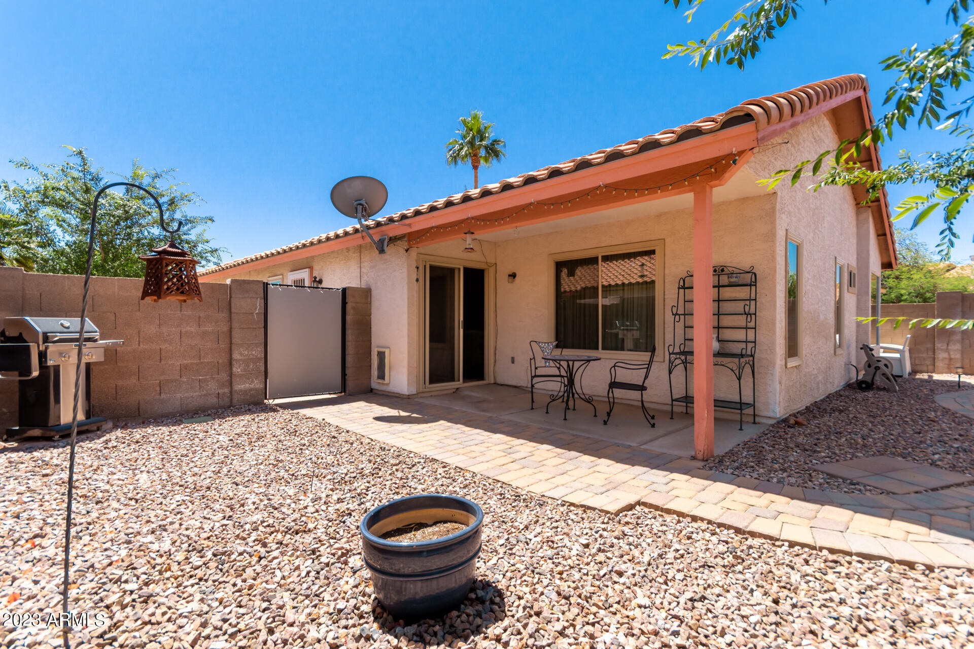 3944 E SOUTH FORK Drive