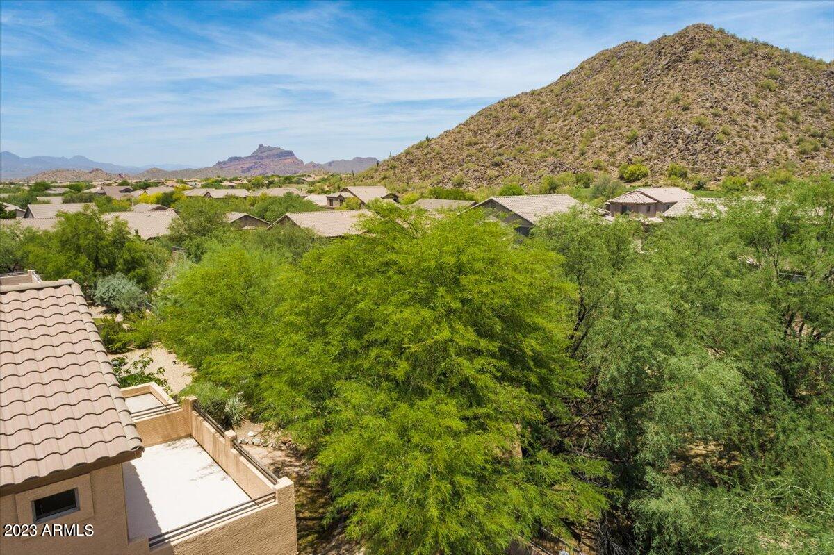 3329 N BRIGHTON --