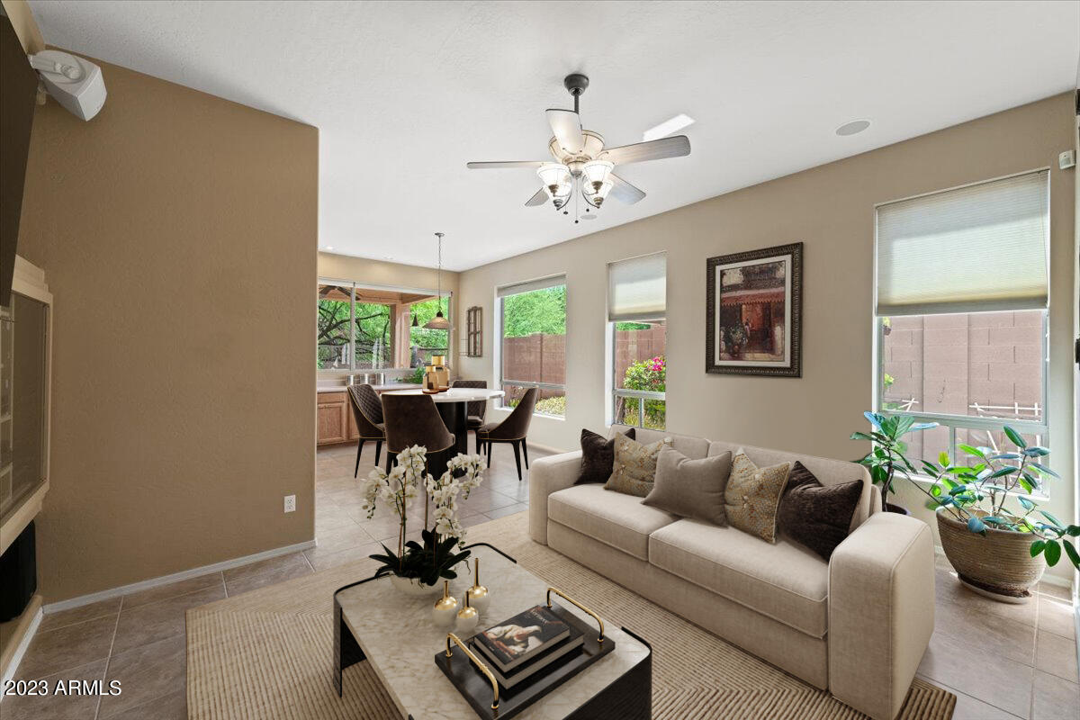 3329 N BRIGHTON --
