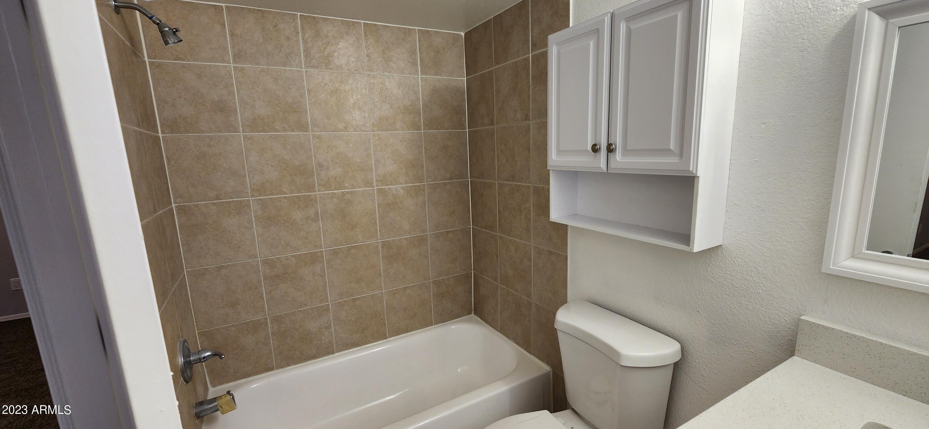 1130 E BUTLER Drive Unit: D1