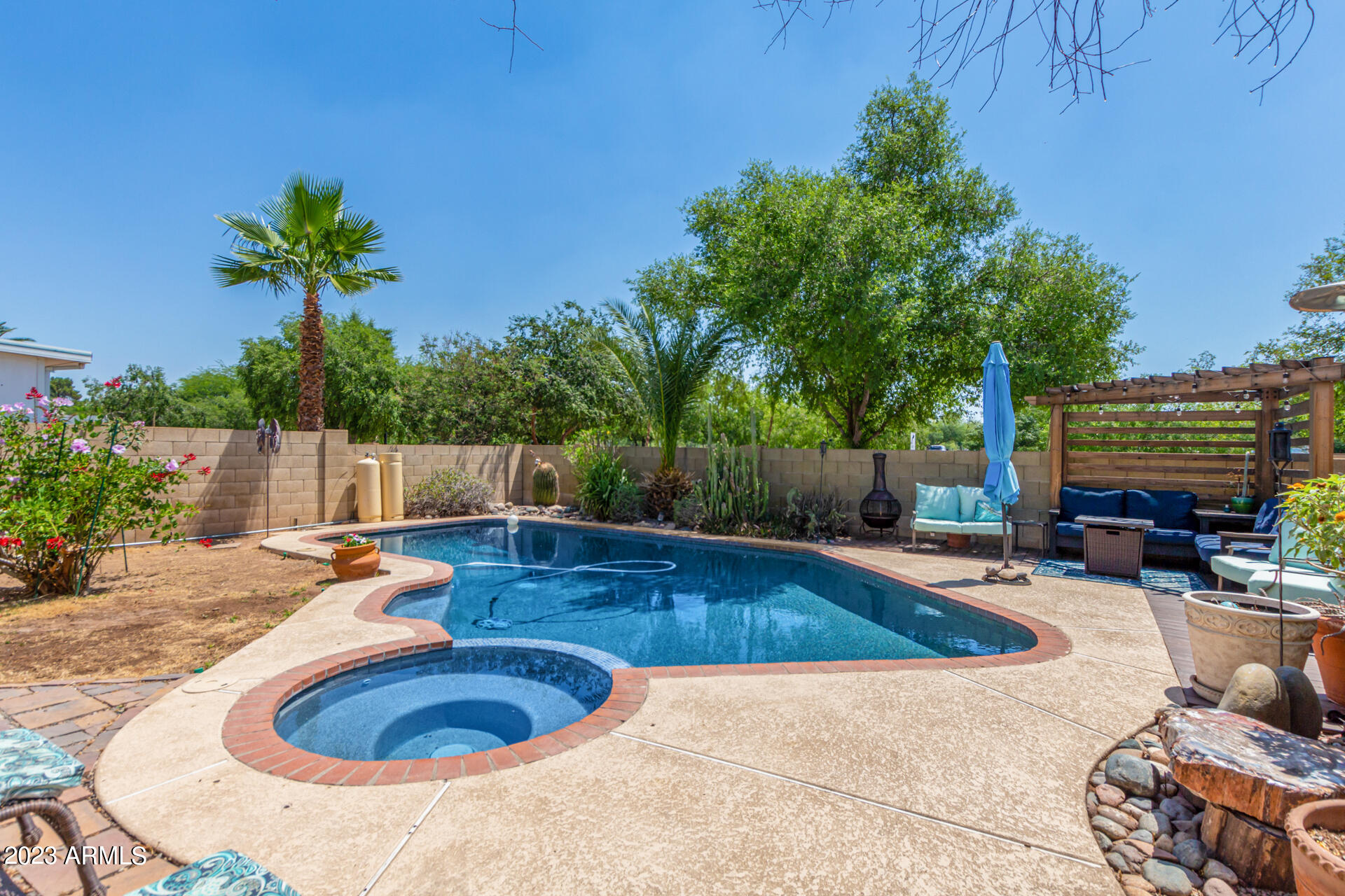 10659 N 63RD Drive