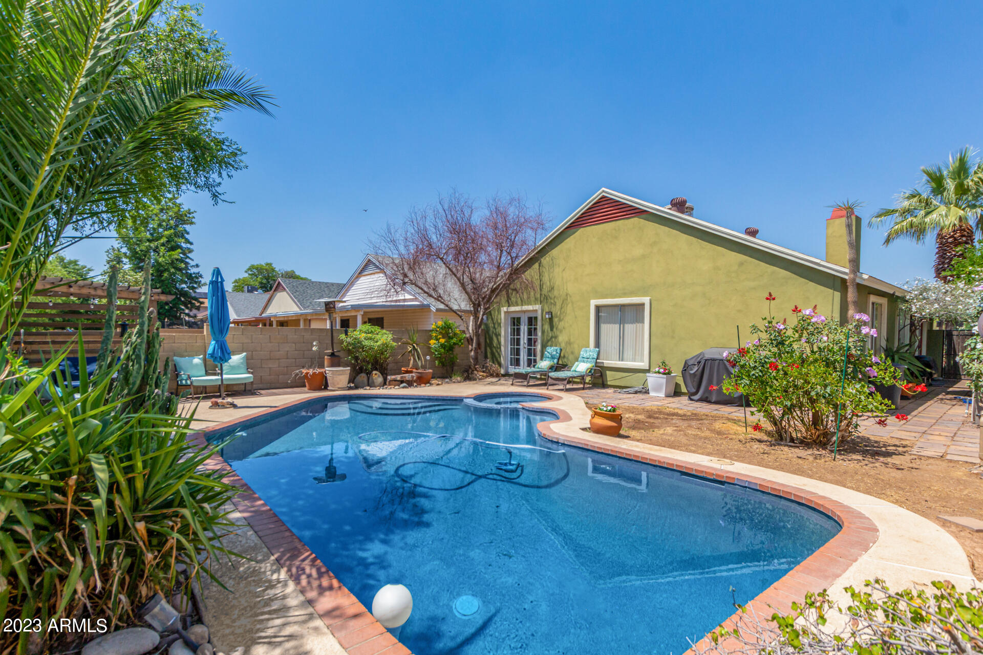 10659 N 63RD Drive
