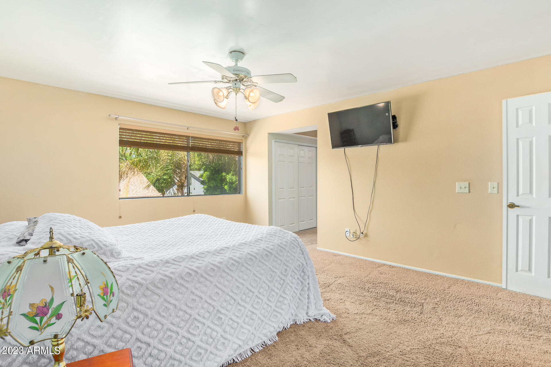 2428 W Acoma Drive