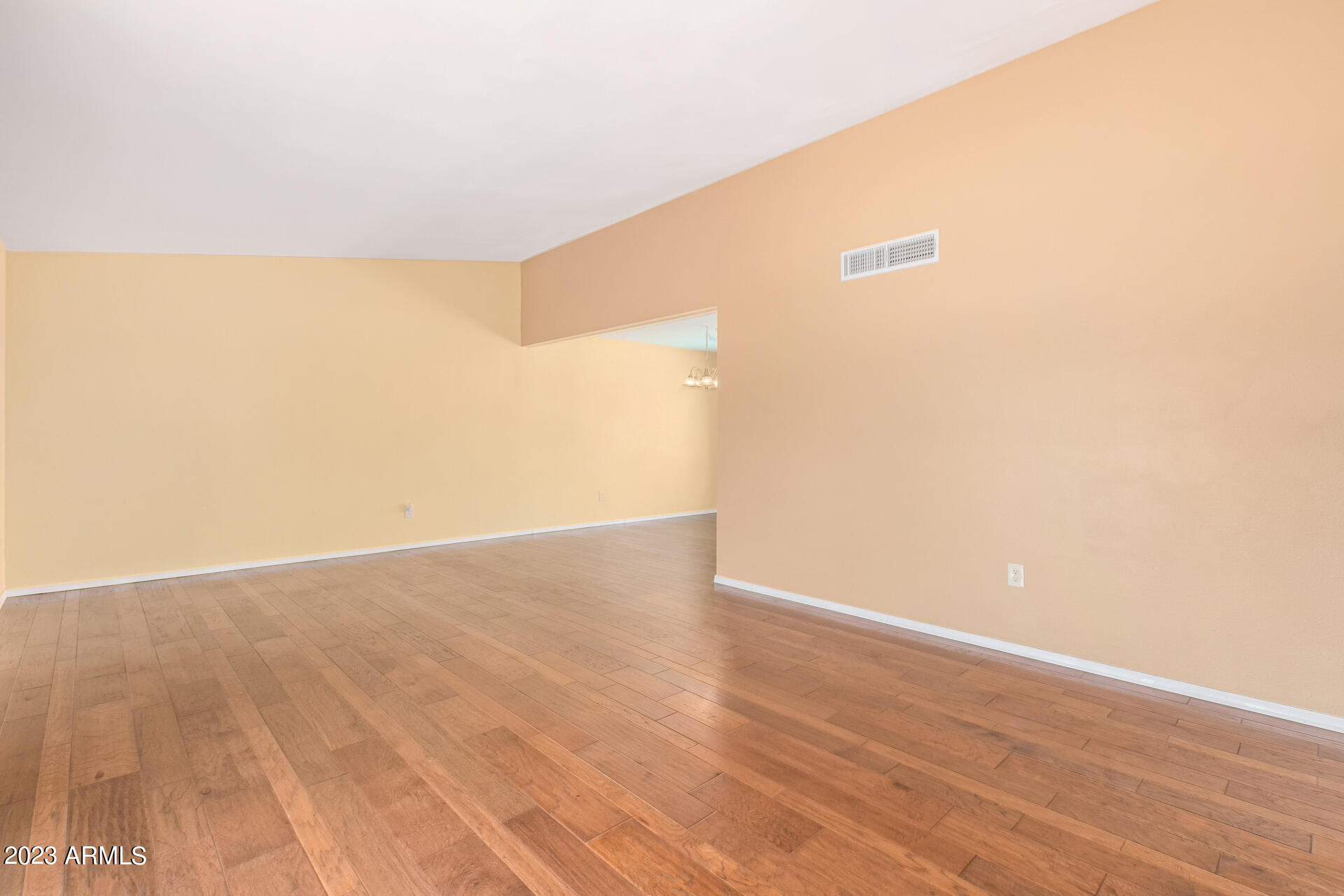 2428 W Acoma Drive