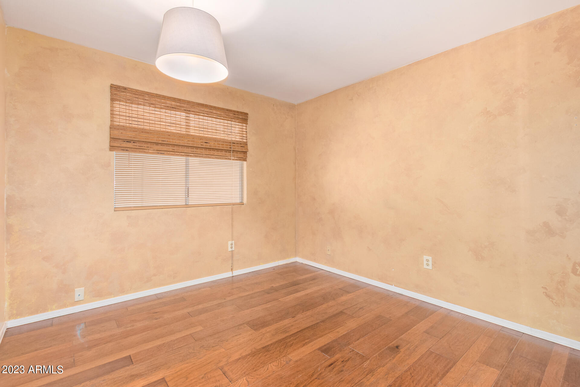 2428 W Acoma Drive