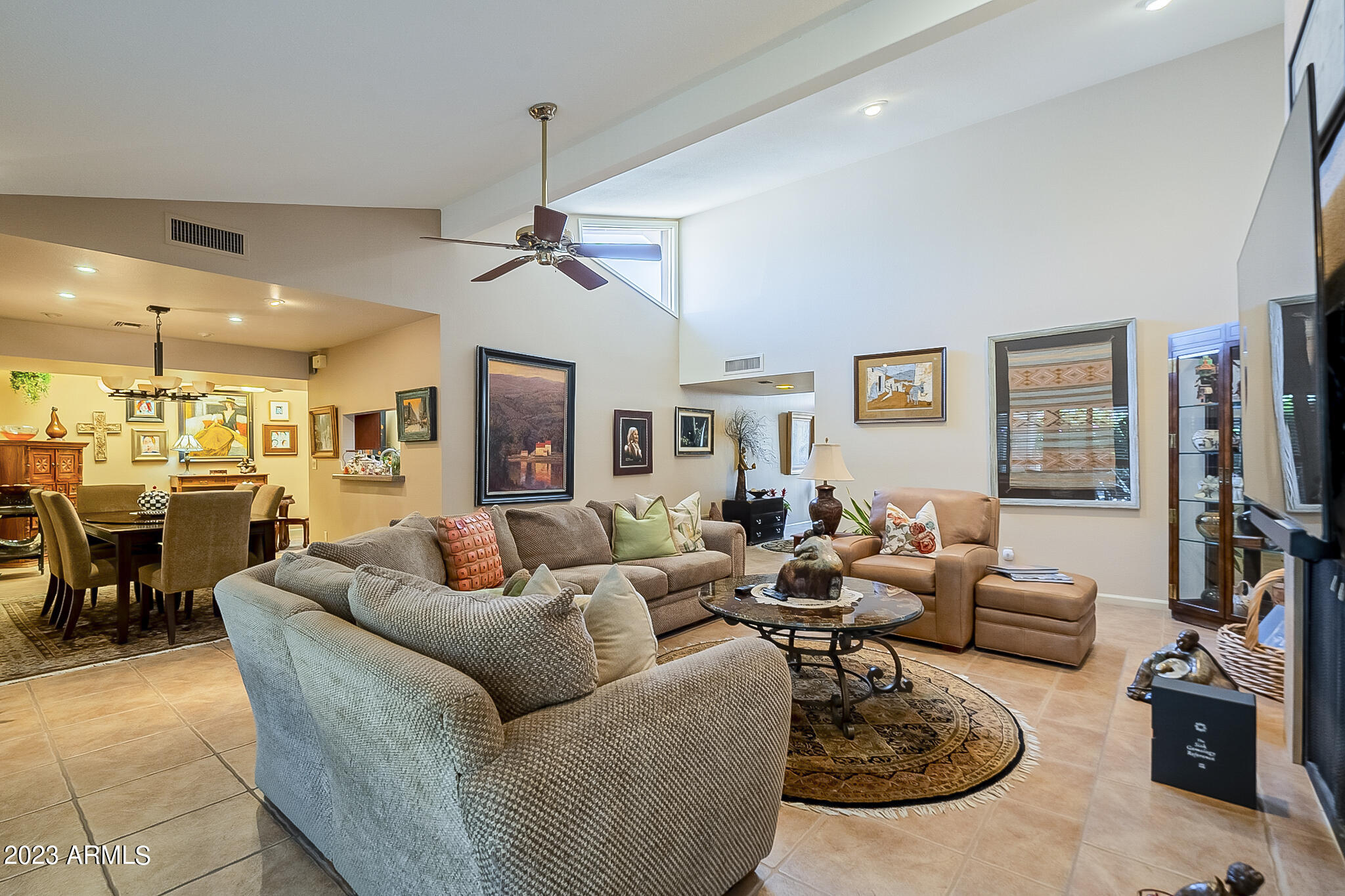 1631 E Cactus Wren Drive