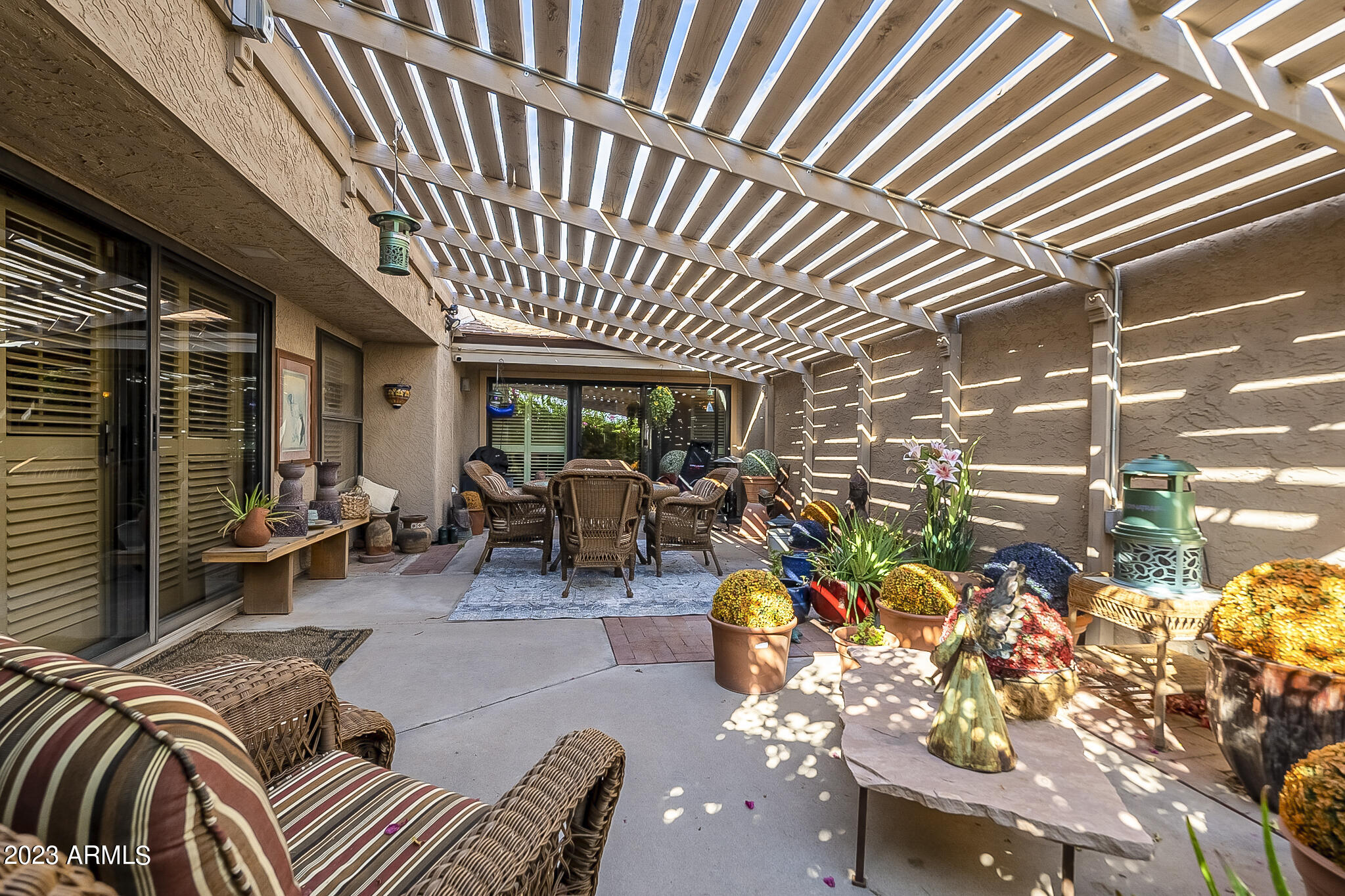 1631 E Cactus Wren Drive