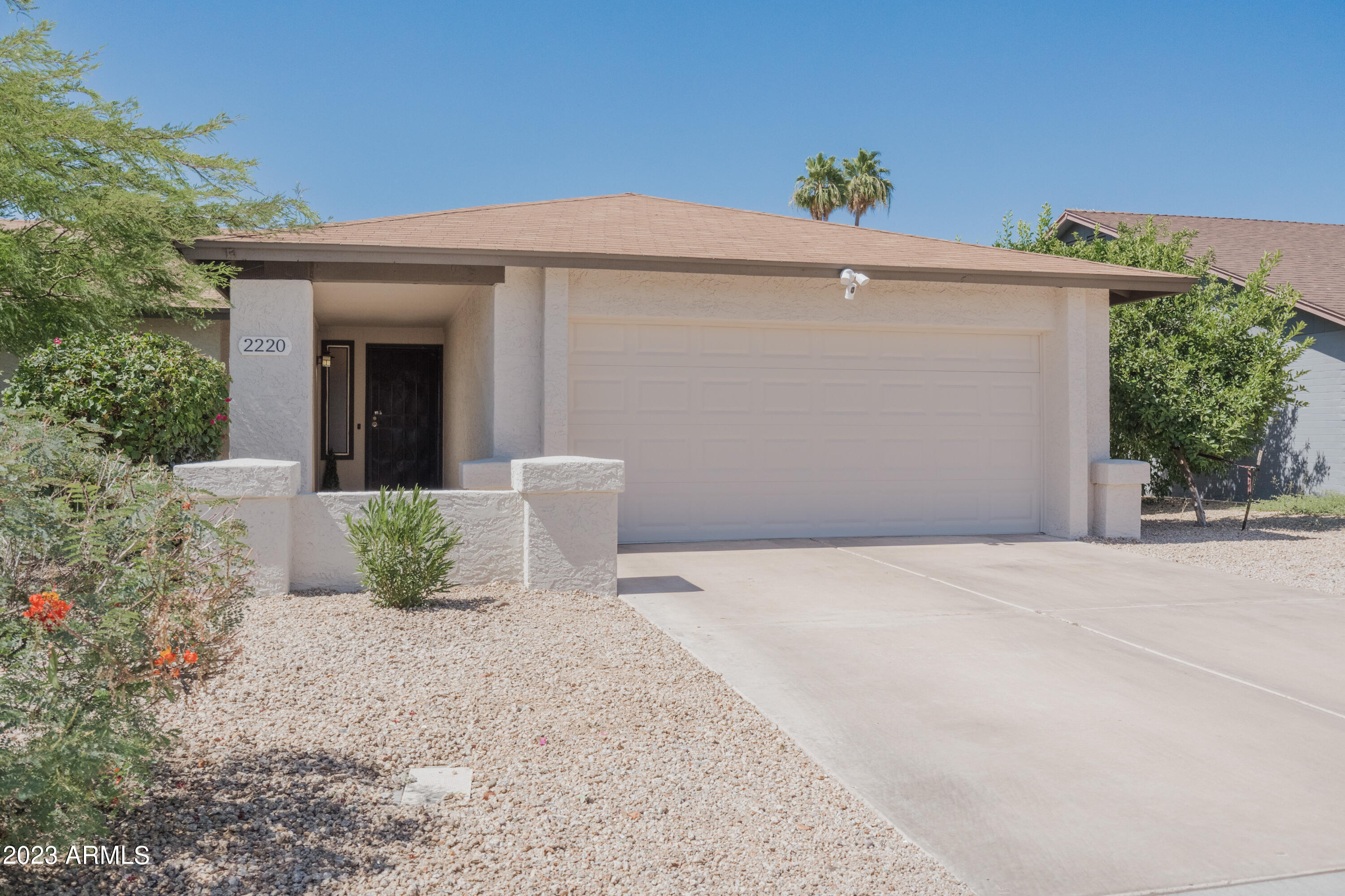 2220 W PALOMINO Drive