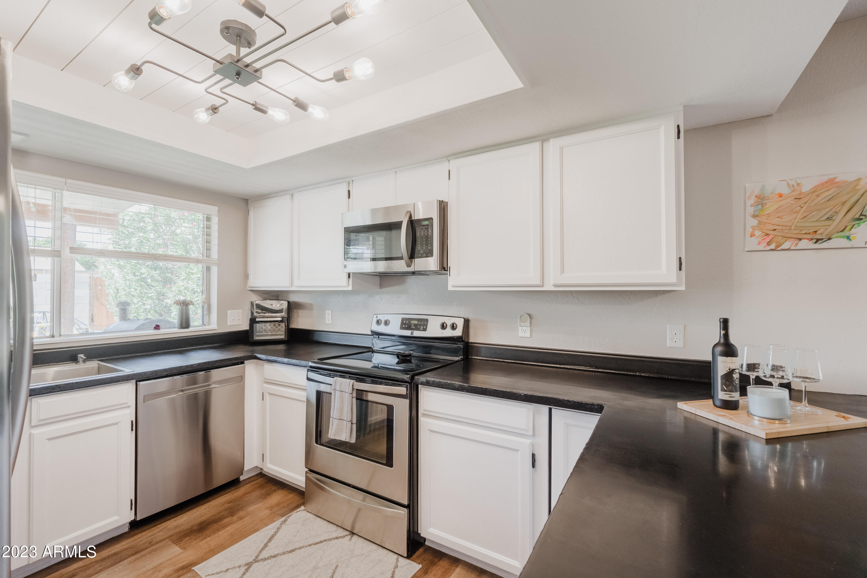 2220 W PALOMINO Drive