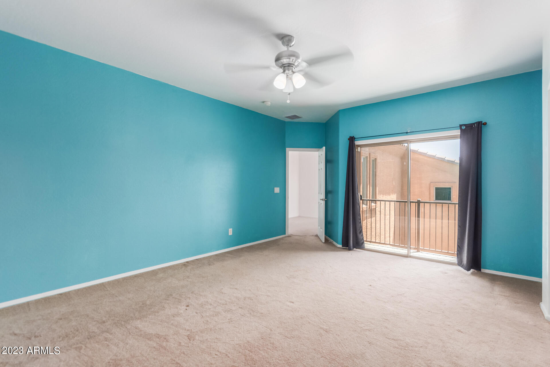 5812 S 10TH Drive