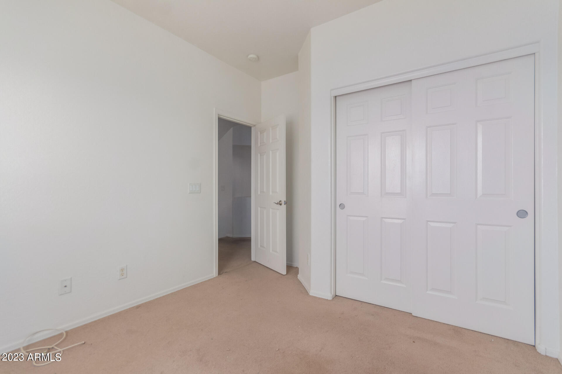 5812 S 10TH Drive