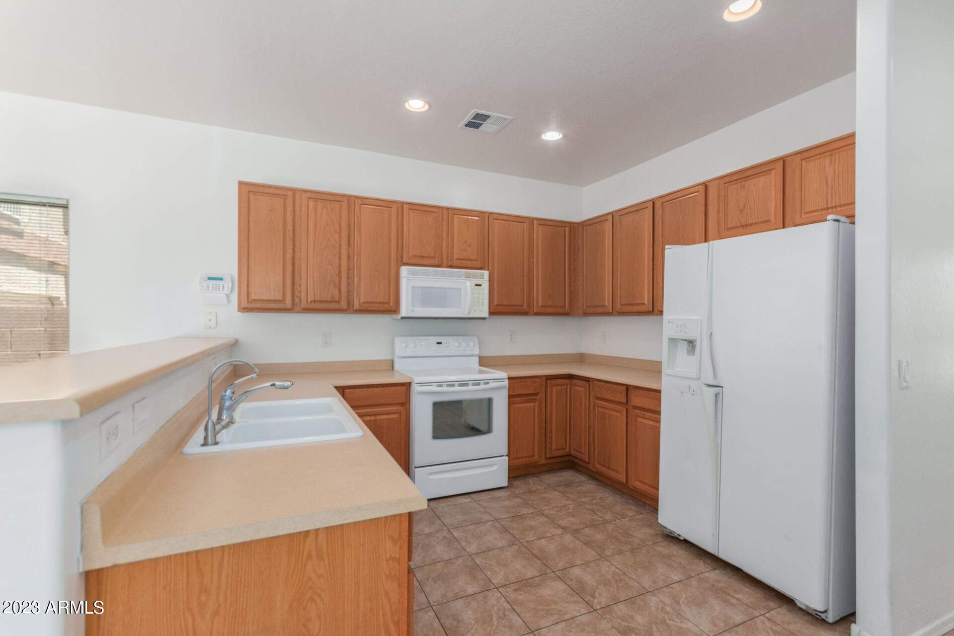 5812 S 10TH Drive