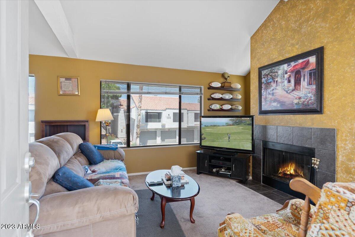 10115 E MOUNTAIN VIEW Road Unit: 2106