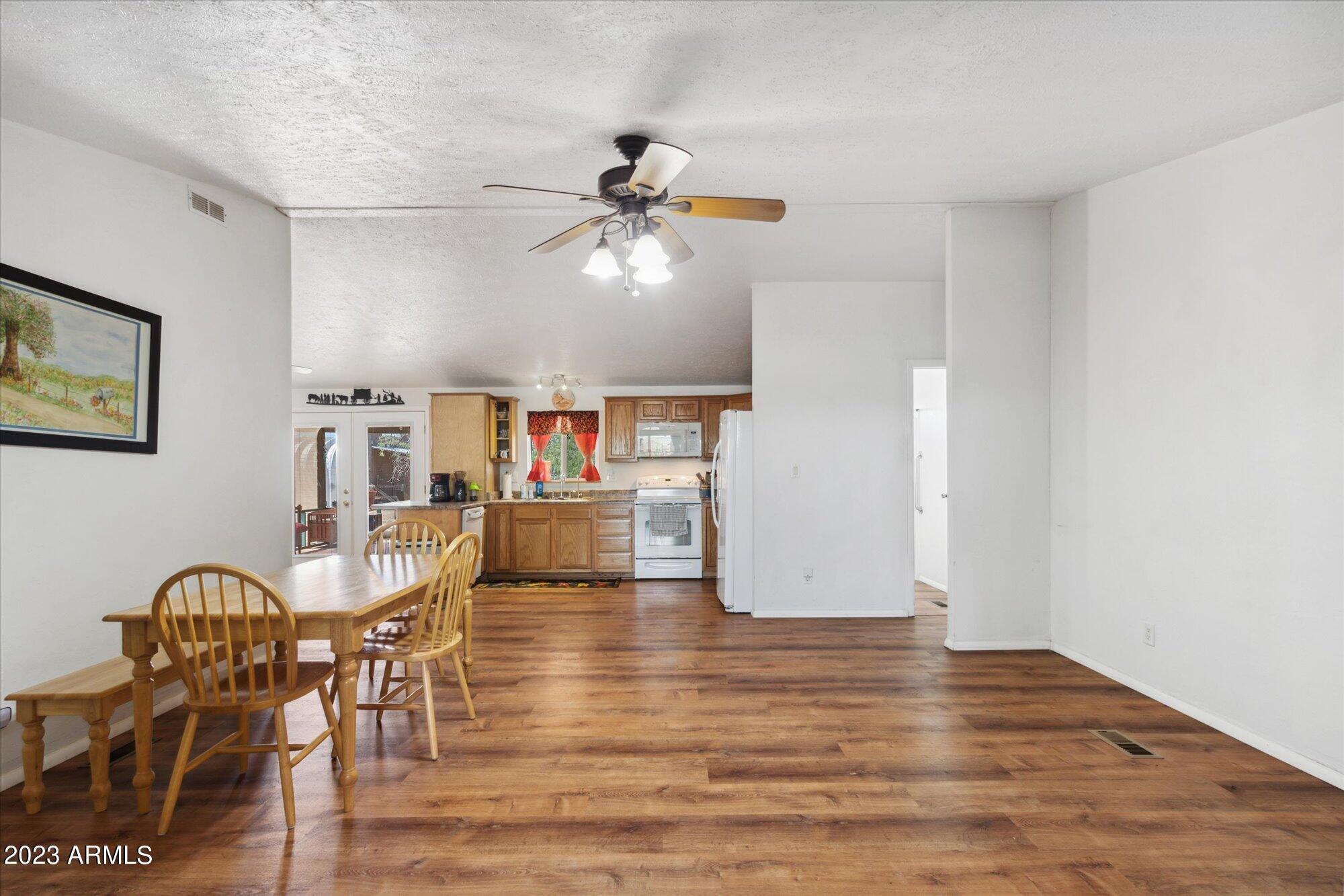 24330 E CHOLLA Road