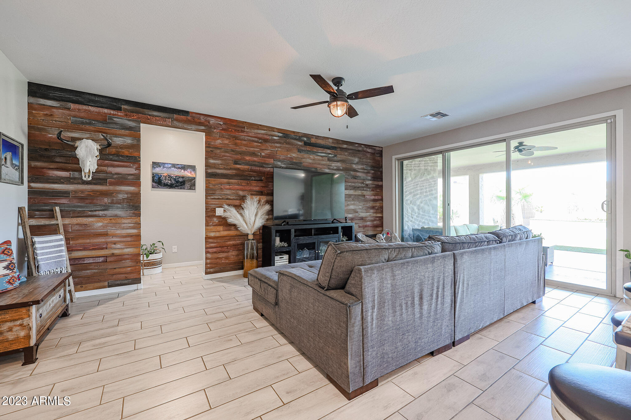 14112 W ALEXANDRIA Way