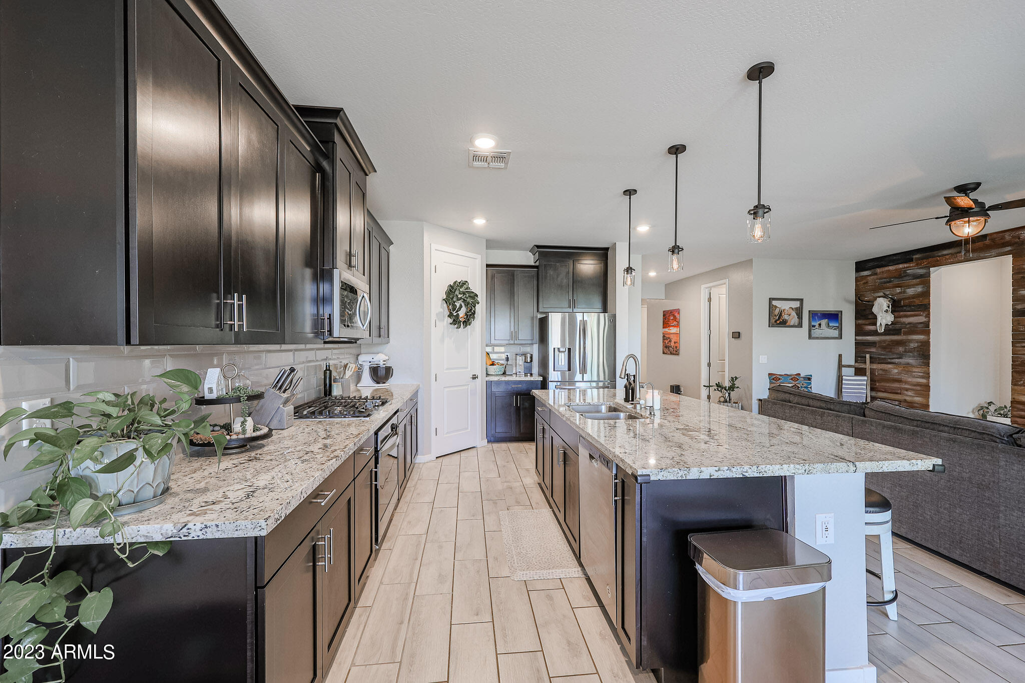14112 W ALEXANDRIA Way