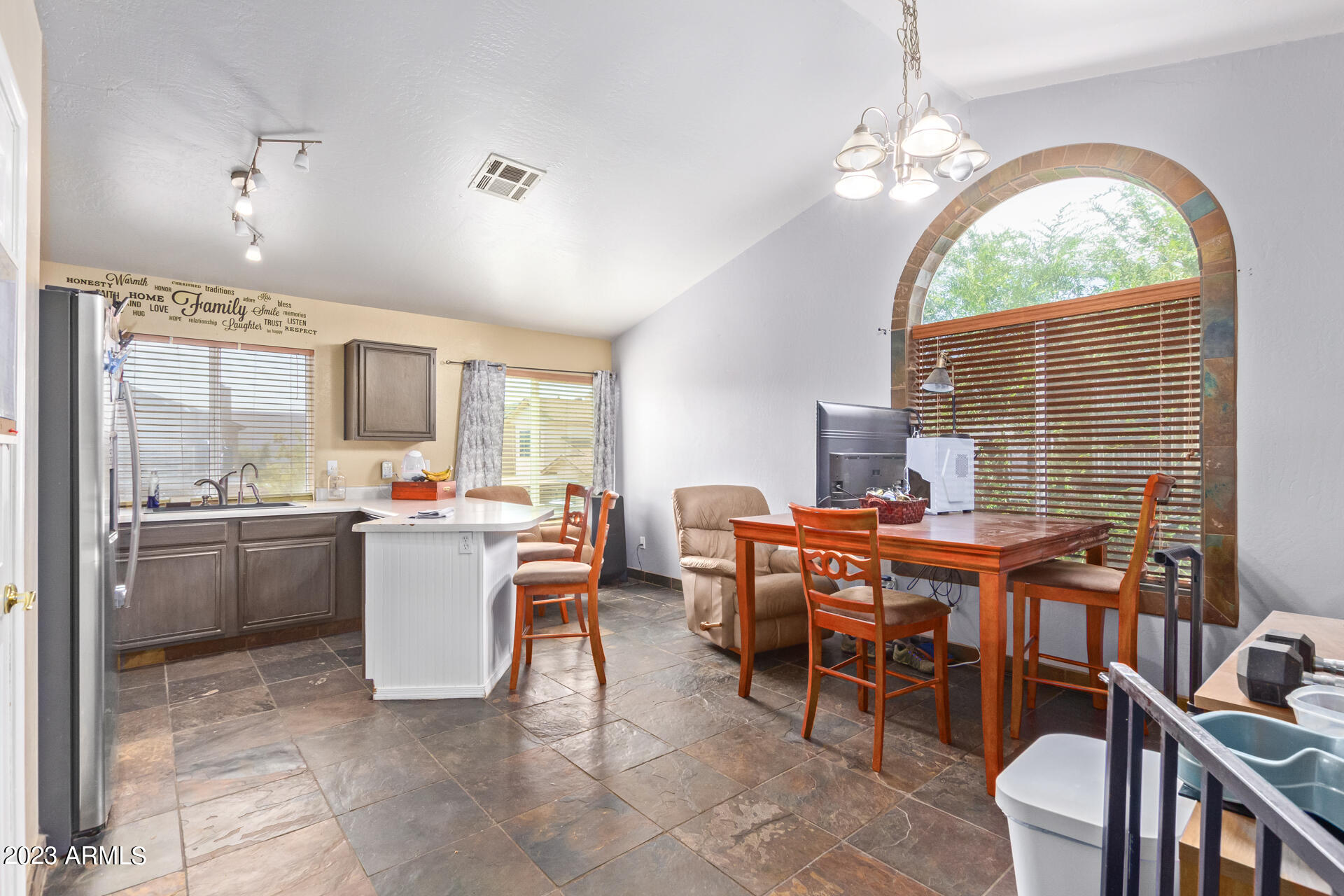 3755 E BROADWAY Road Unit: 14