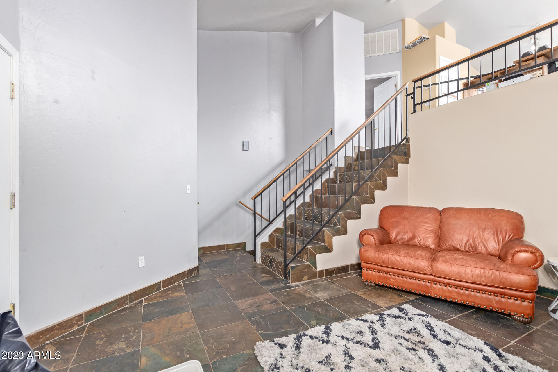 3755 E BROADWAY Road Unit: 14