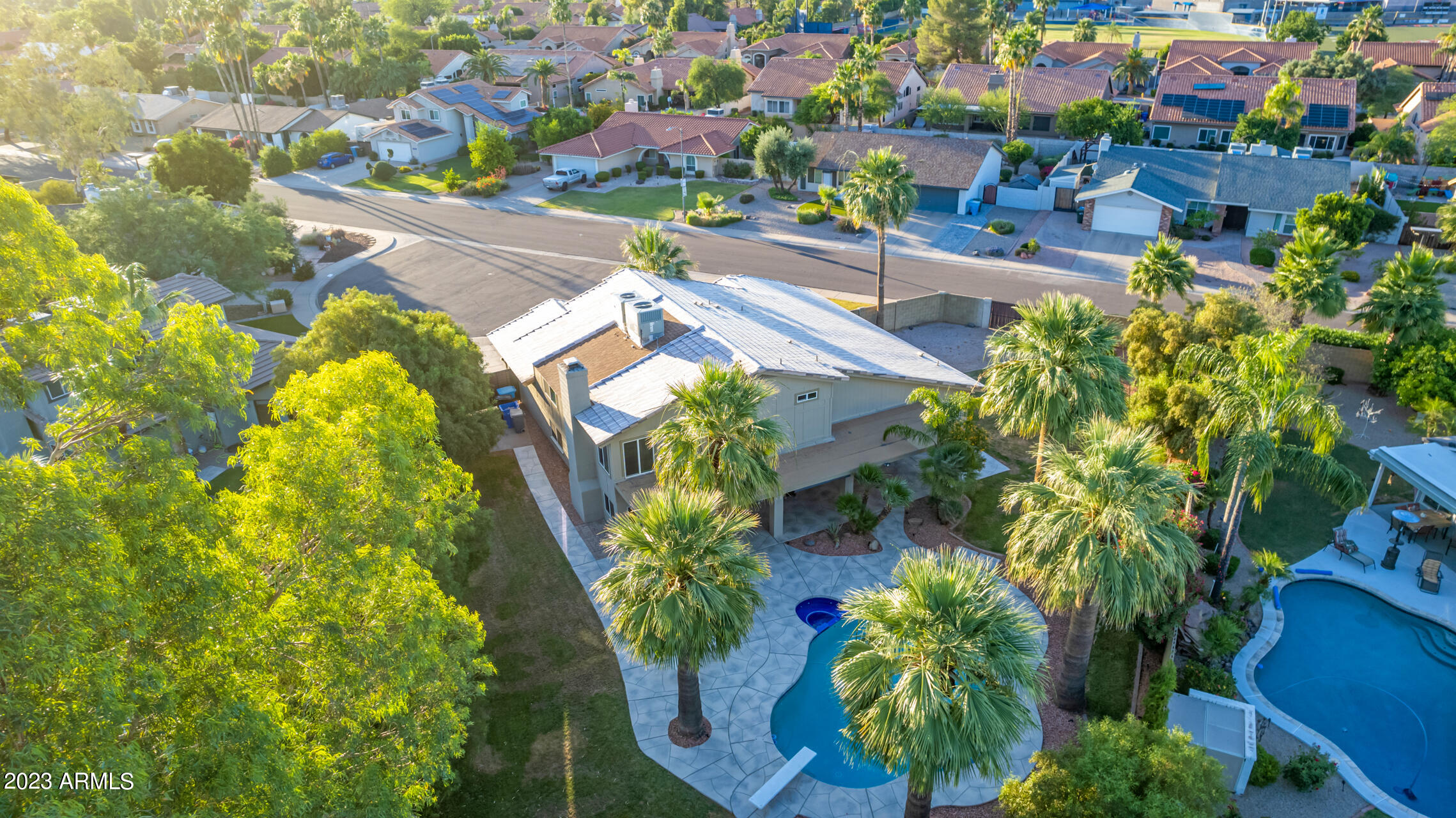 4727 E REDFIELD Road