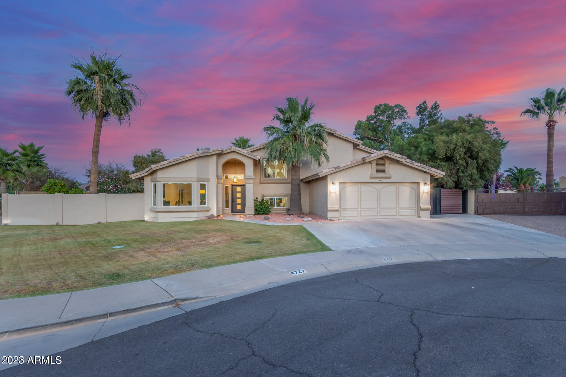 4727 E REDFIELD Road