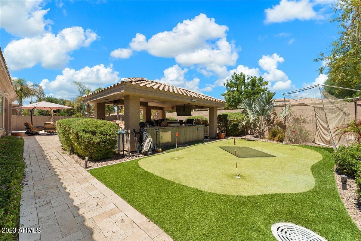1342 E CANARY Drive