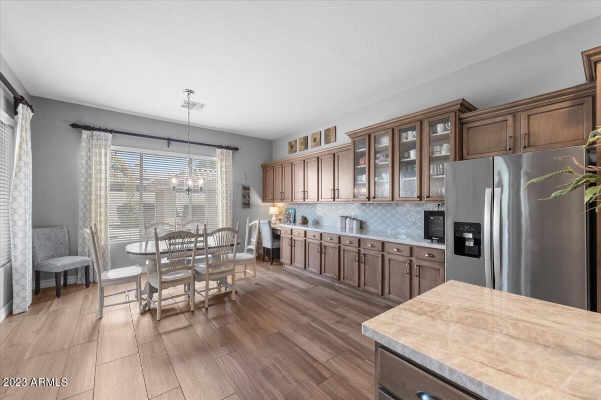 1342 E CANARY Drive