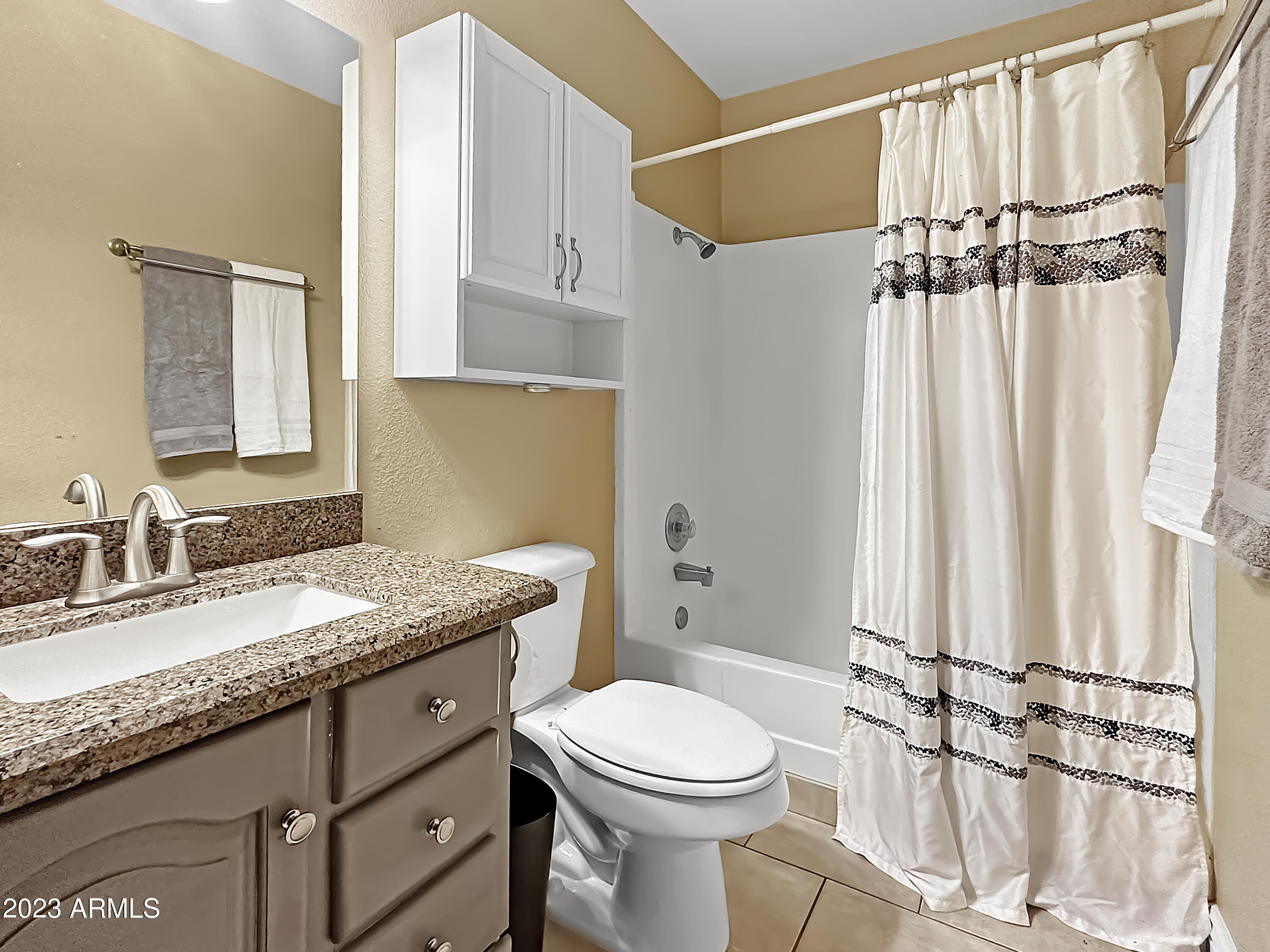 1051 S DOBSON Road Unit: 99