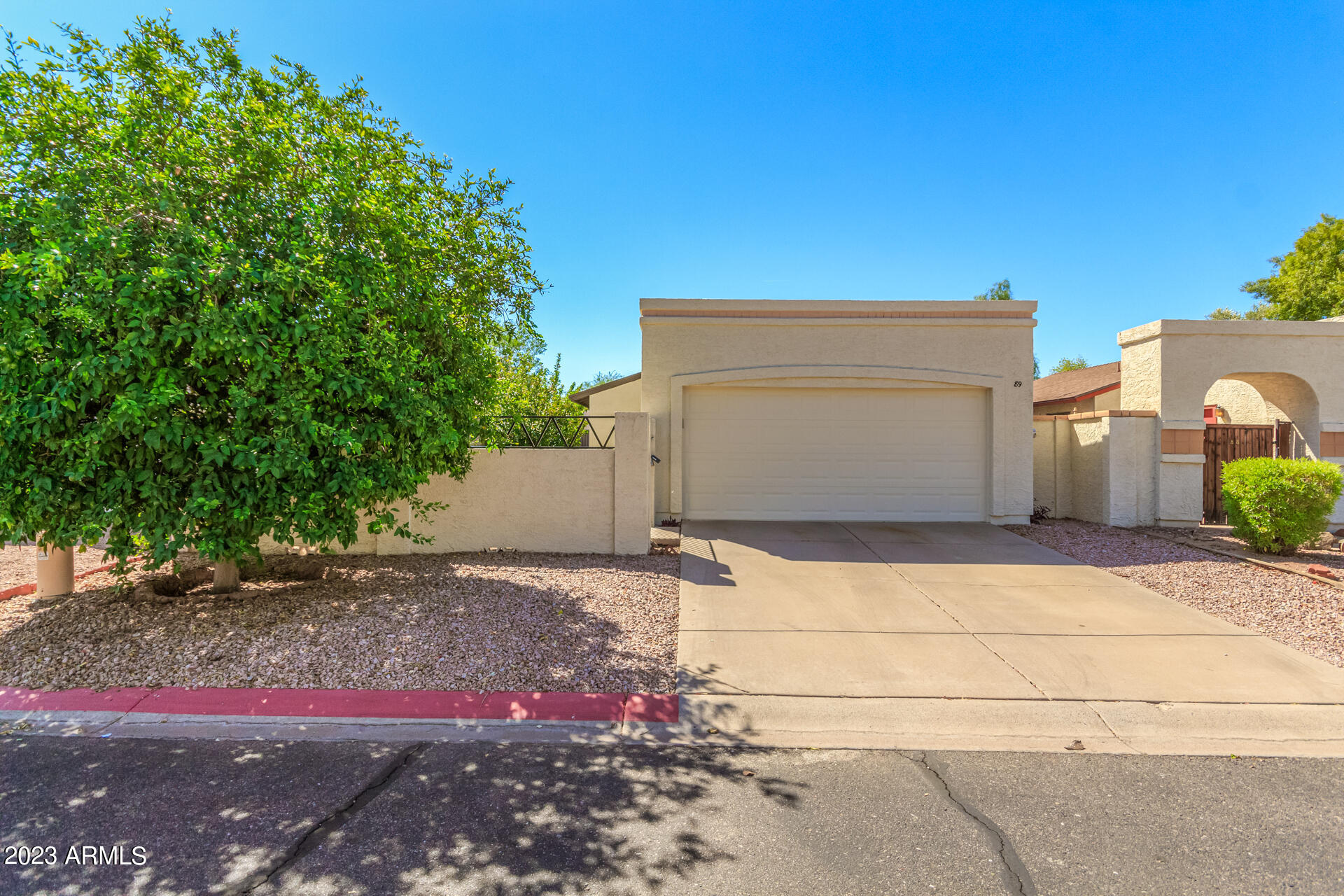 619 E Jensen Street Unit: 89