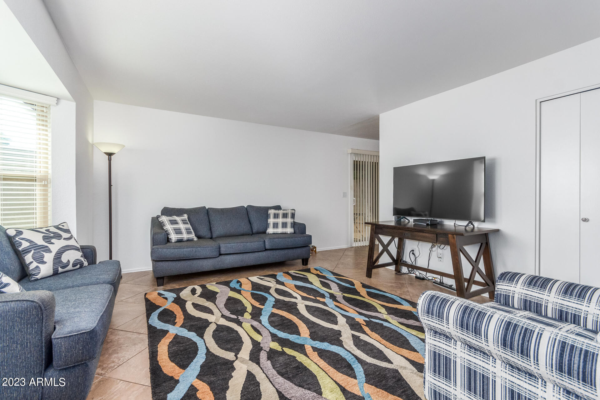 619 E Jensen Street Unit: 89
