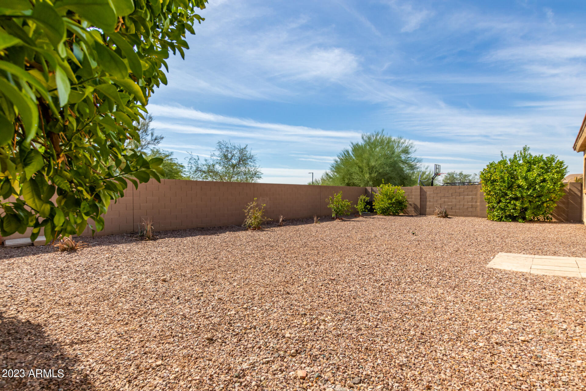 2221 W Apache Rain Road
