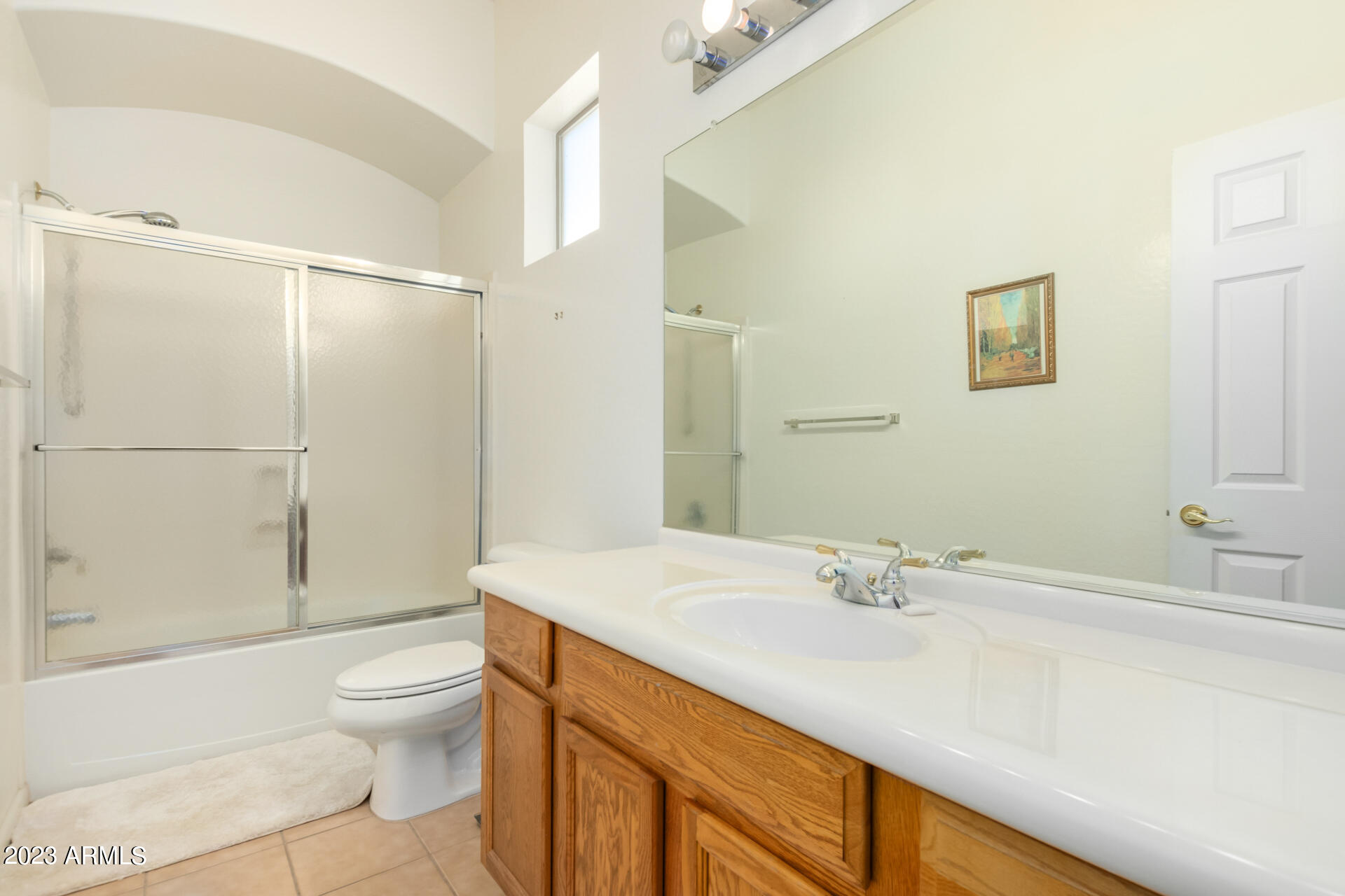 2221 W Apache Rain Road