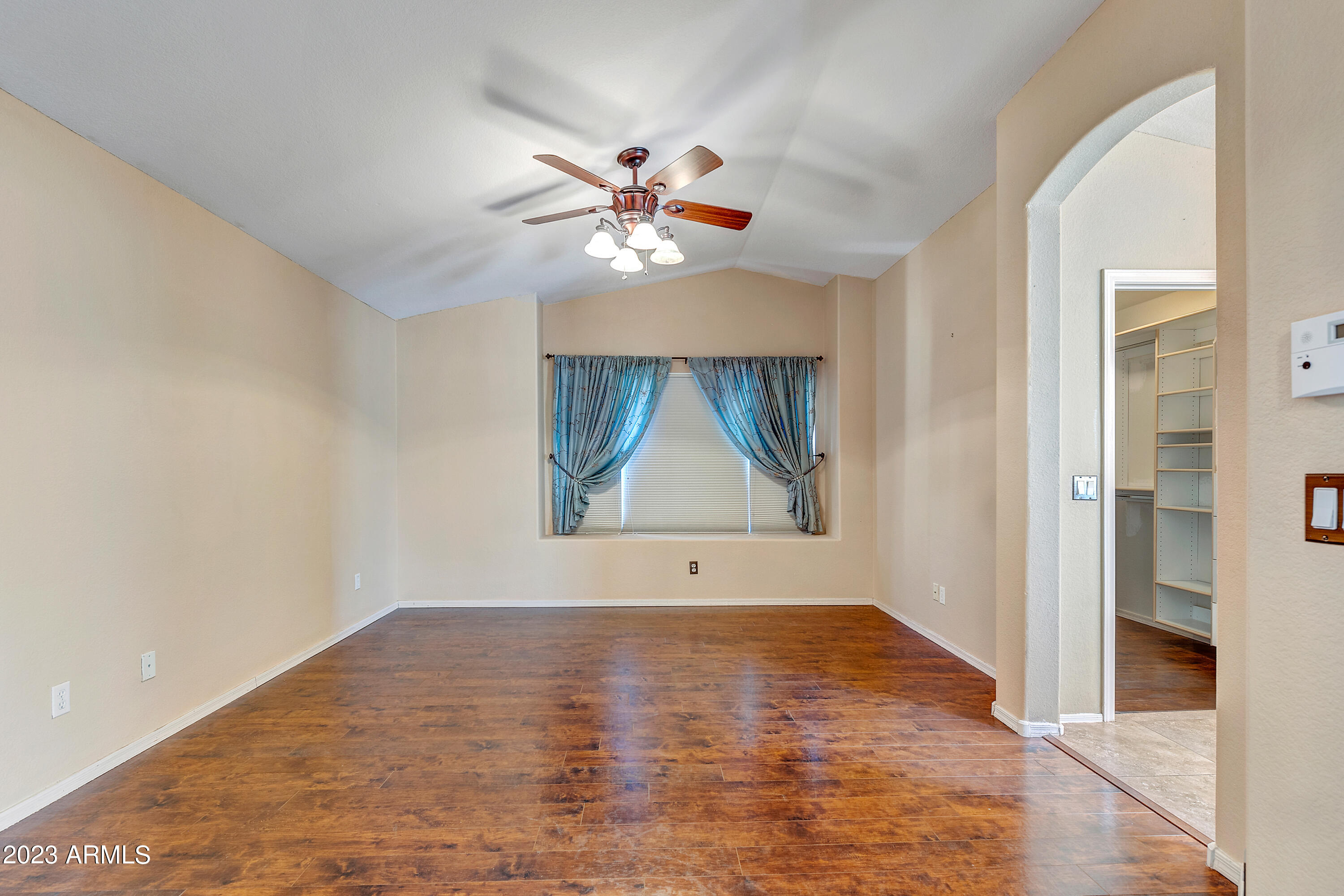 26418 N 43RD Place