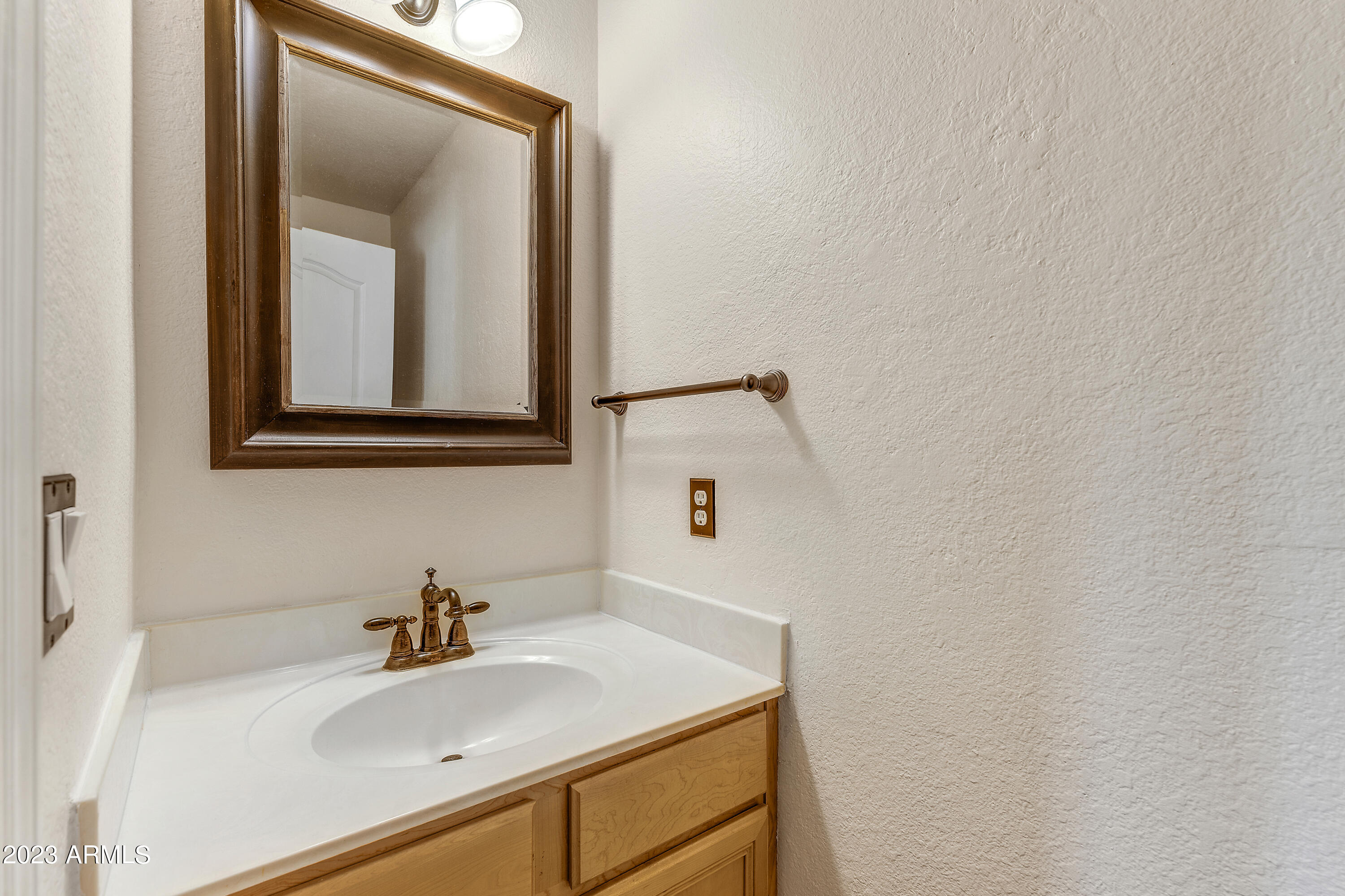 26418 N 43RD Place
