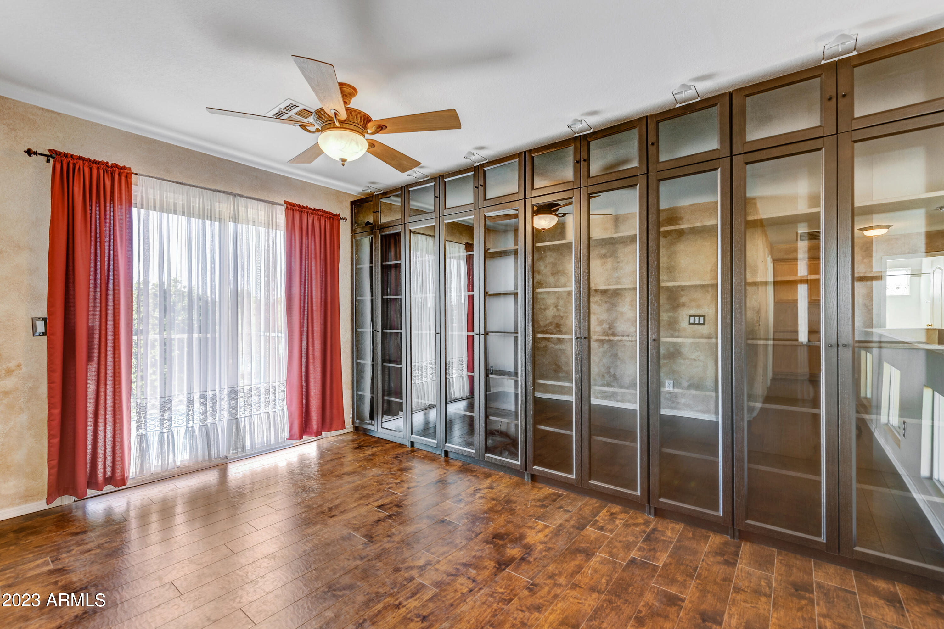26418 N 43RD Place
