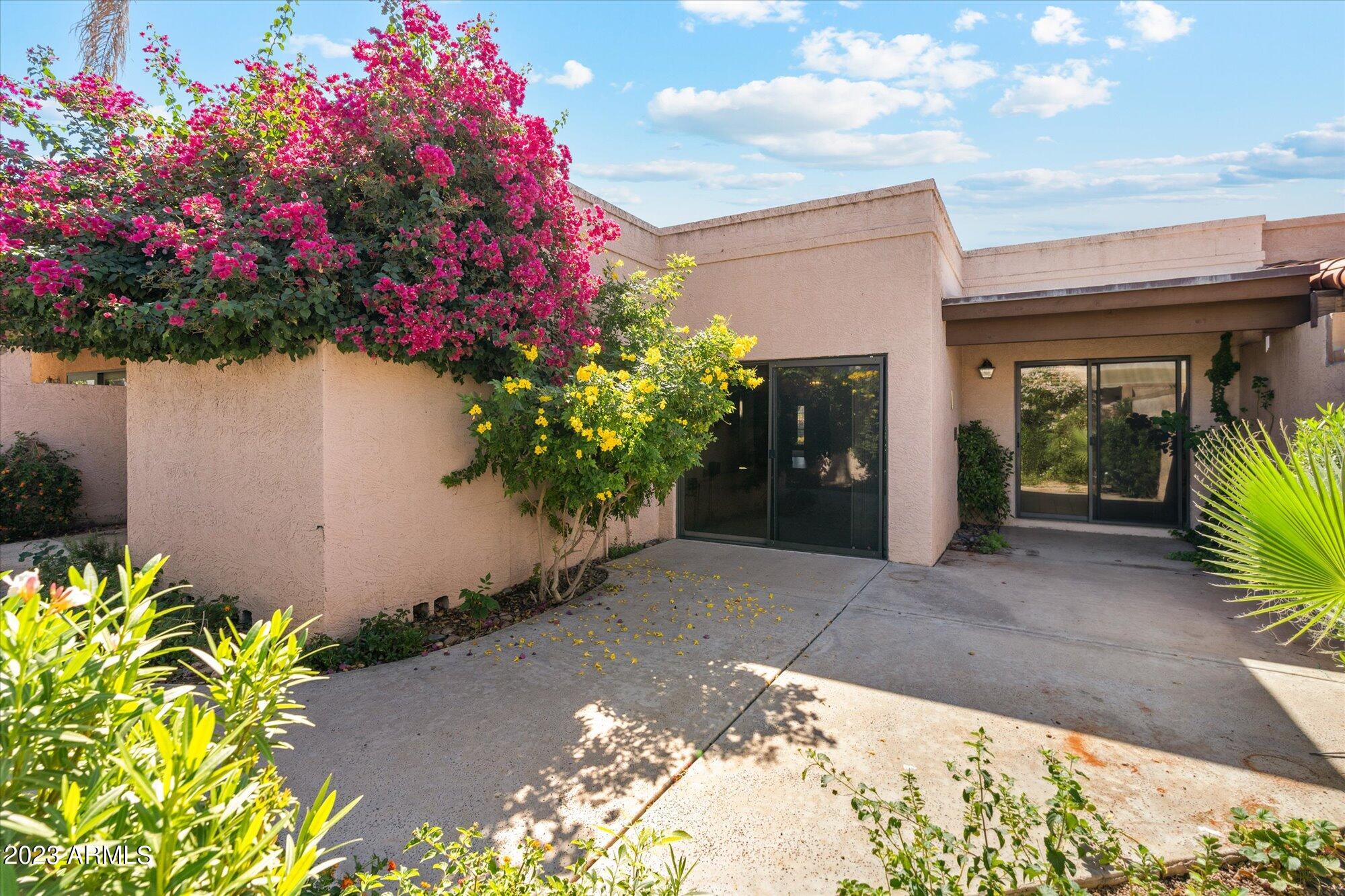 8178 E VIA DE LA ESCUELA Way