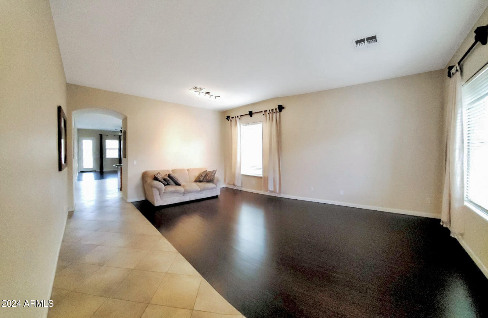 8820 W GLENN Drive