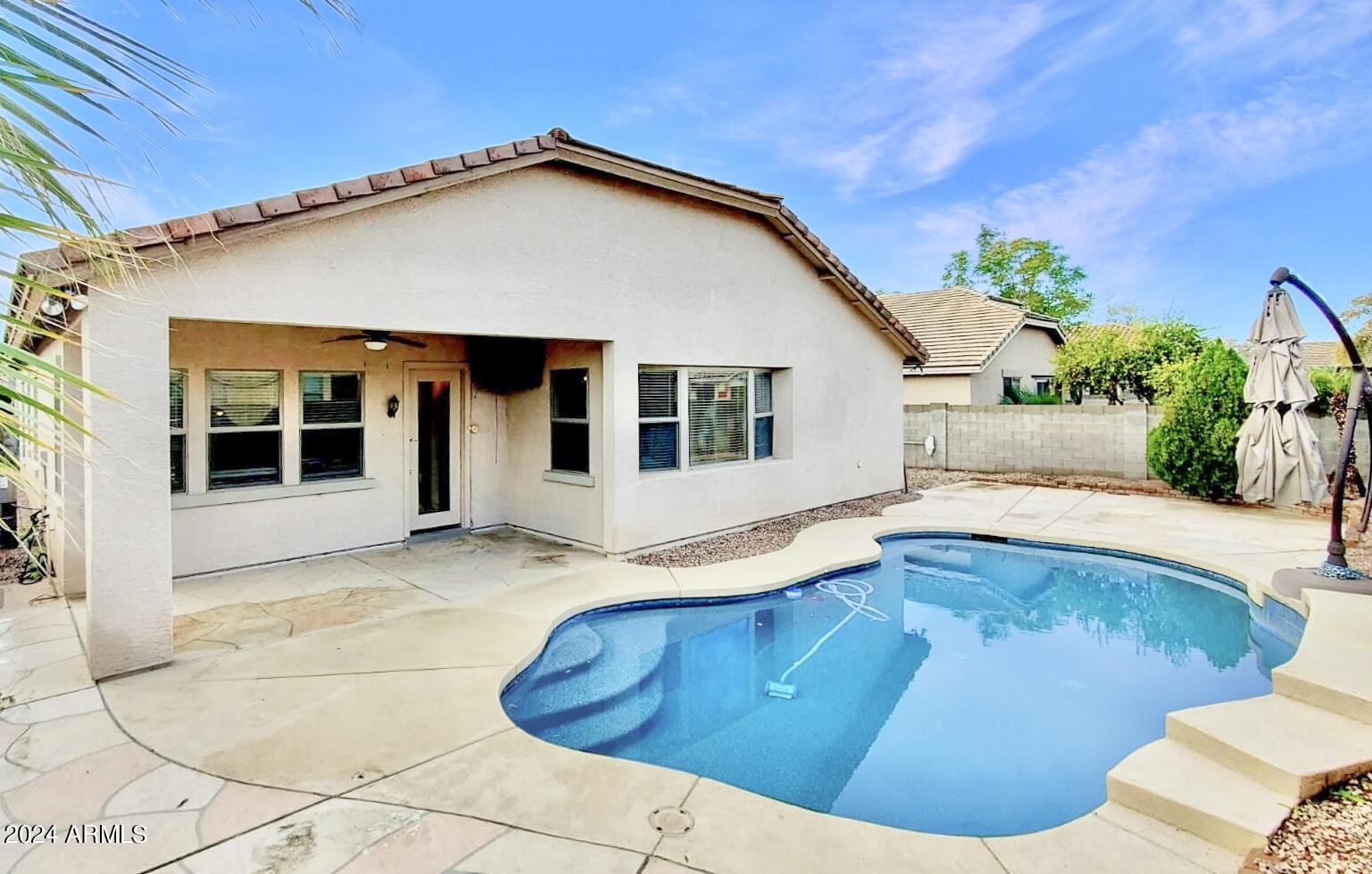 8820 W GLENN Drive