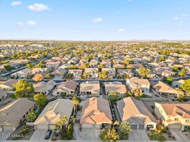 8820 W GLENN Drive