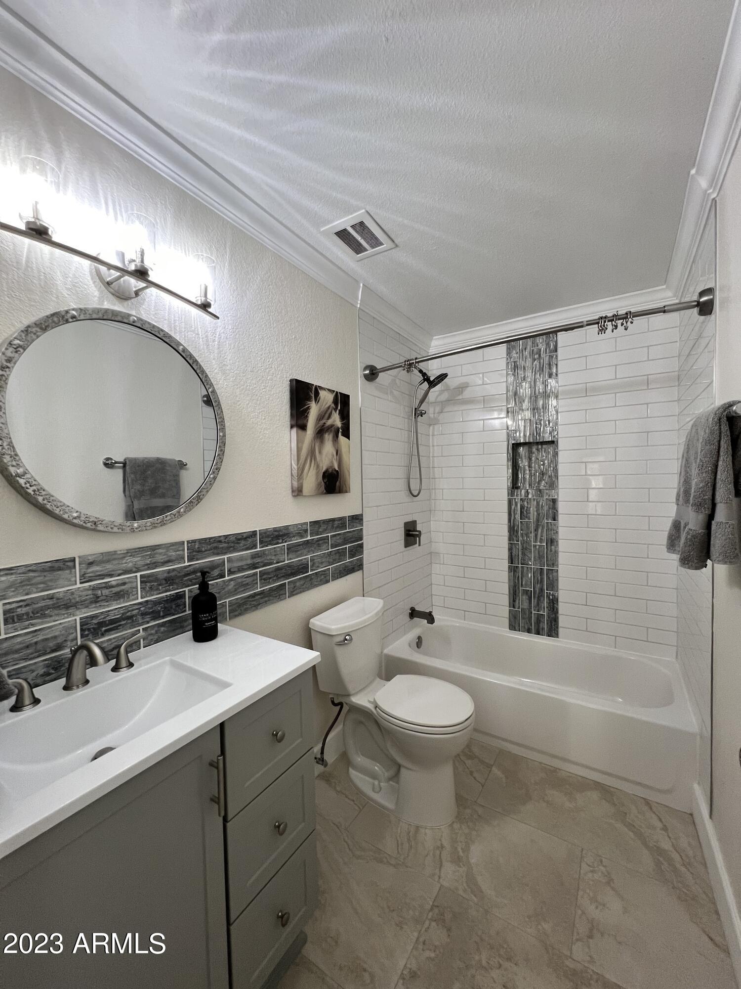 4950 N MILLER Road Unit: 120