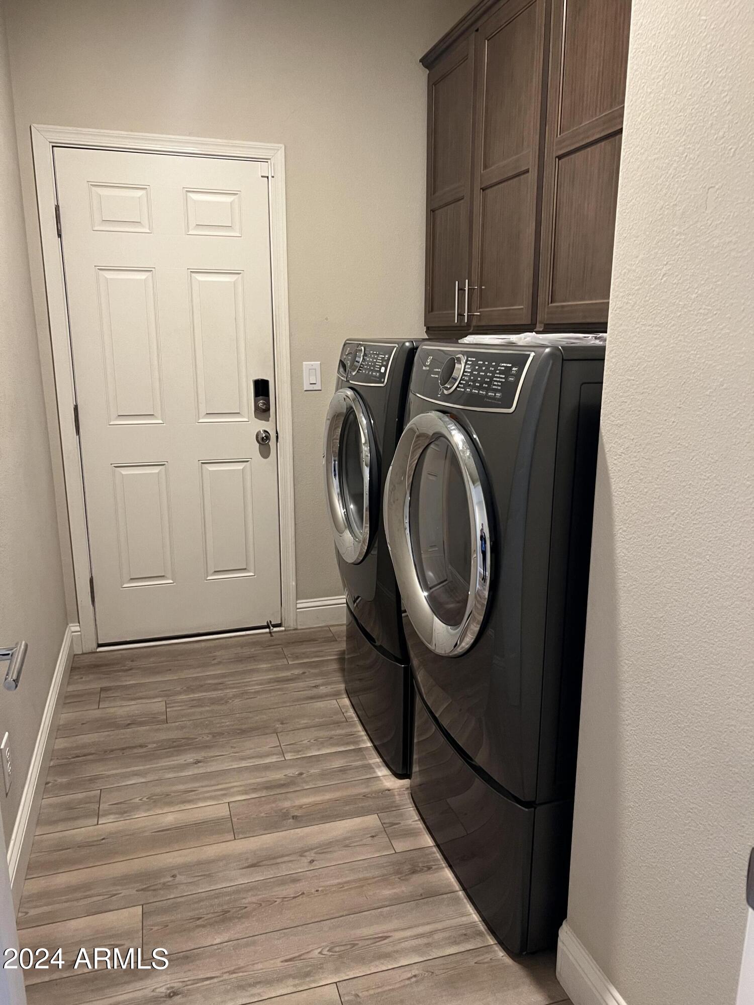 2727 E UNIVERSITY Drive Unit: 64