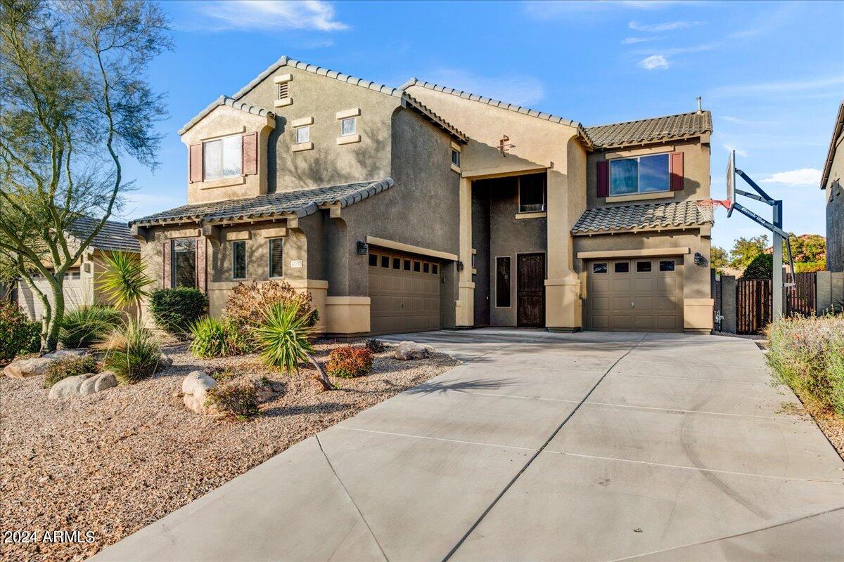 4030 E EXPEDITION Way