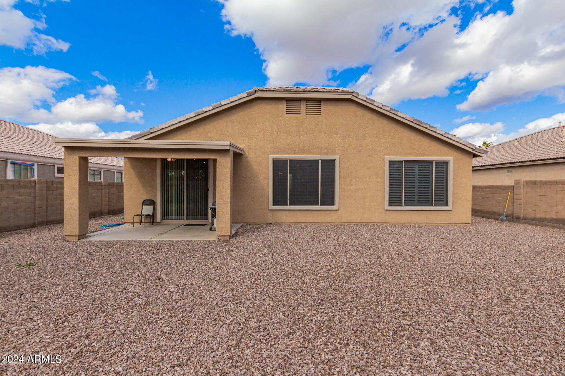 1655 E ALOE Place